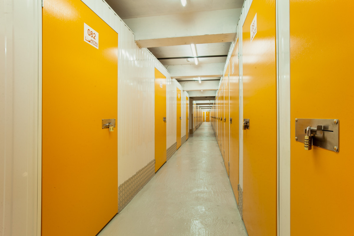 Background image representing the partner